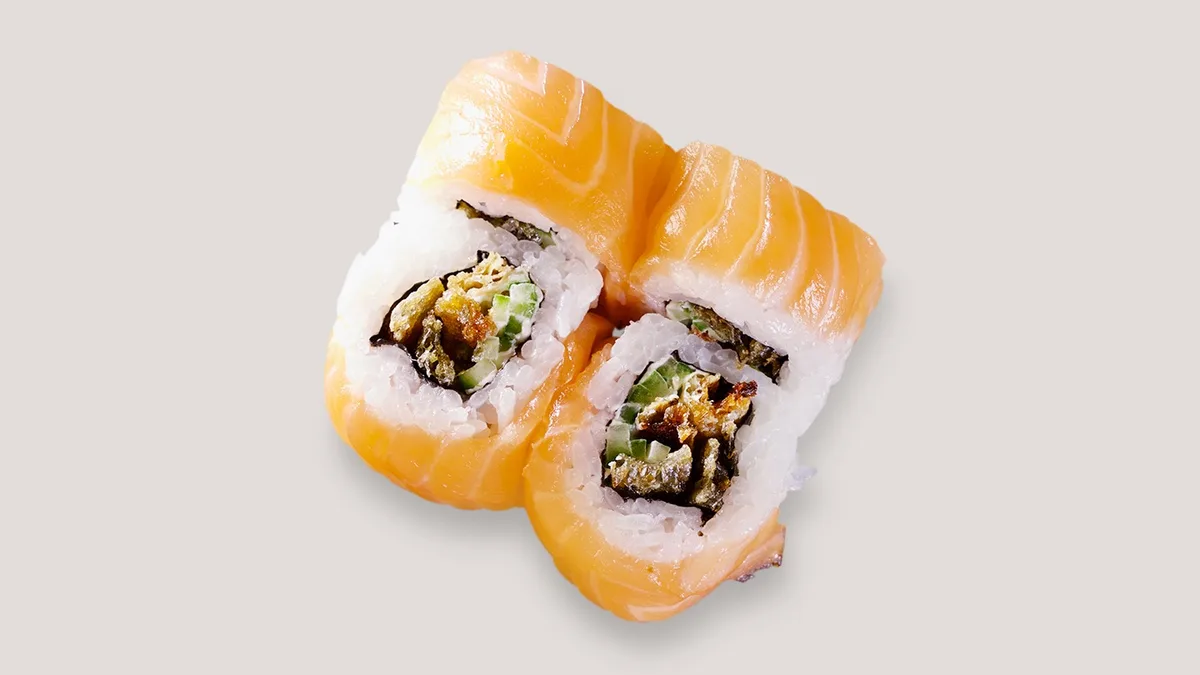 S4. Salmon Skin Roll Inside Out