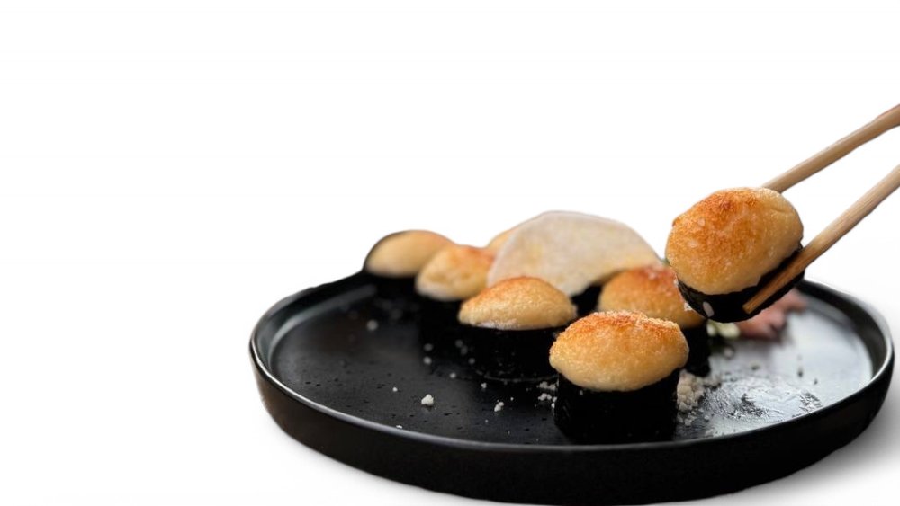 CheeseSalmon roll