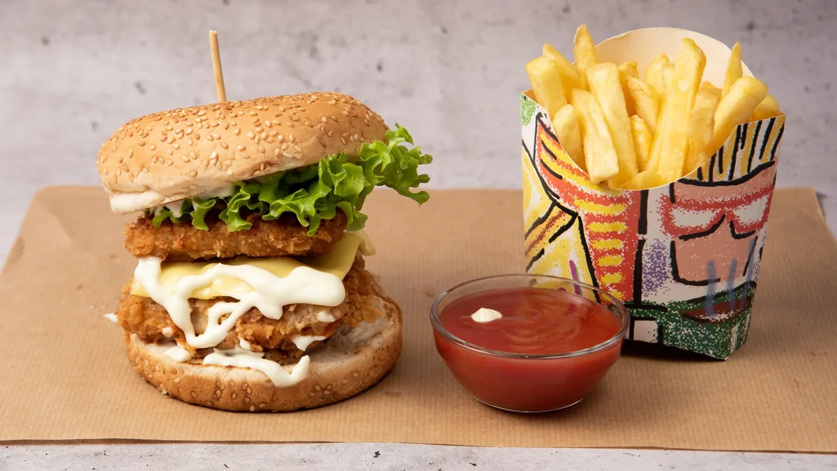 Siracha Fillet Burger Vegan