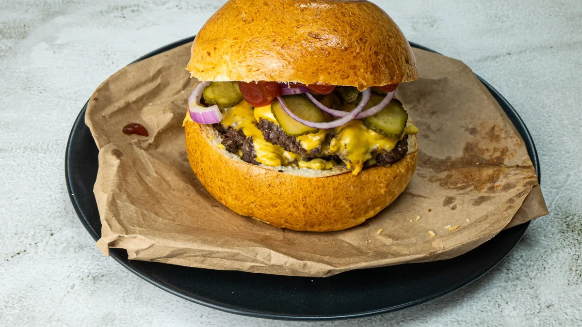 MUK DUPLA SAJTBURGER