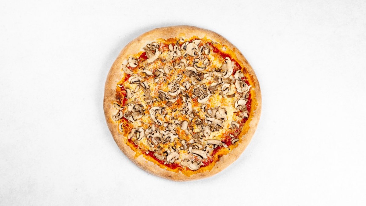 Pizza s gljivama