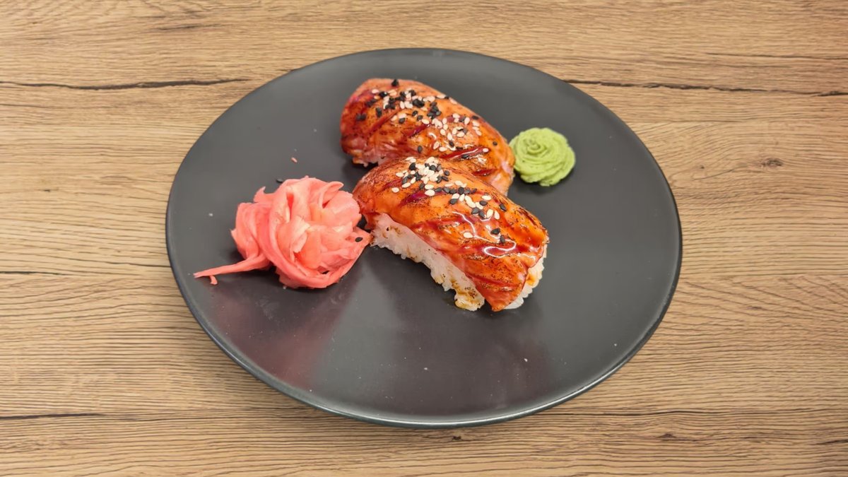 Grillezett teriyaki tonhal nigiri
