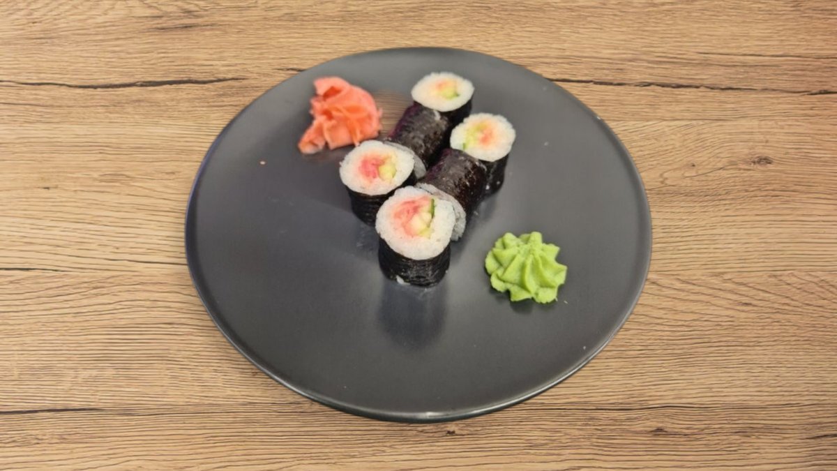 Tonhaltatár uborka extra maki (6db)