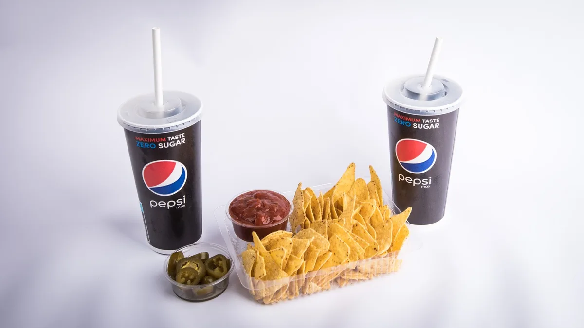 Páros BBQ nachos menü