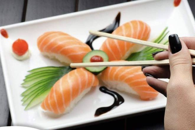 Nigiri de Salmón