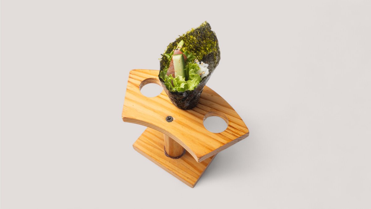 44. Spicy Tuna Temaki