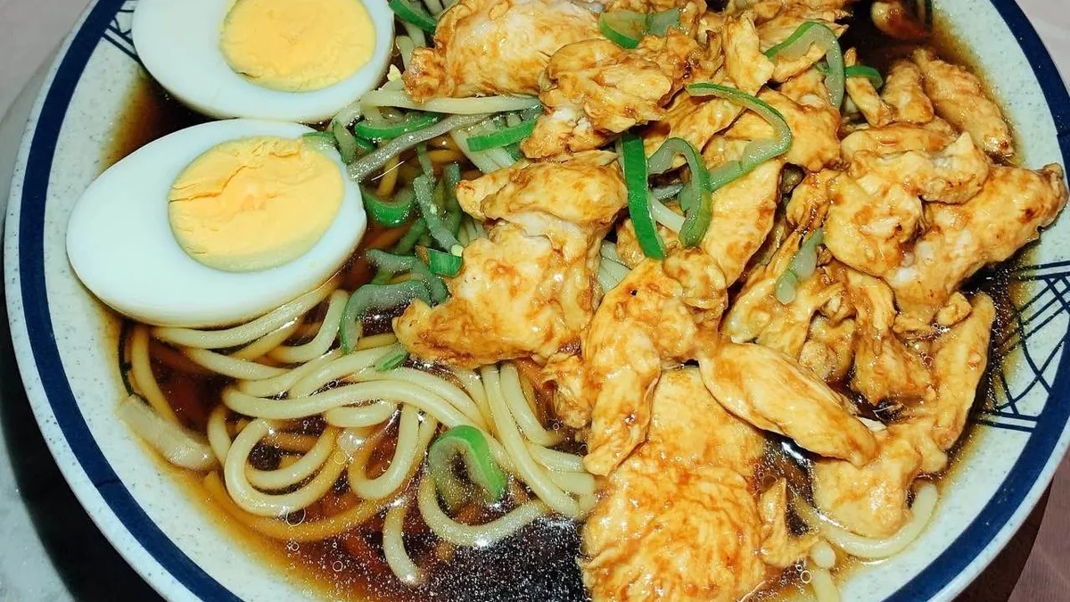 Ramen csirkehússal