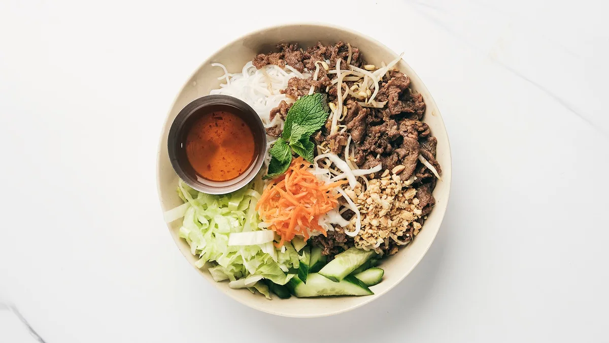 13b. Bun Bo - Ryggbiff Risnudlar