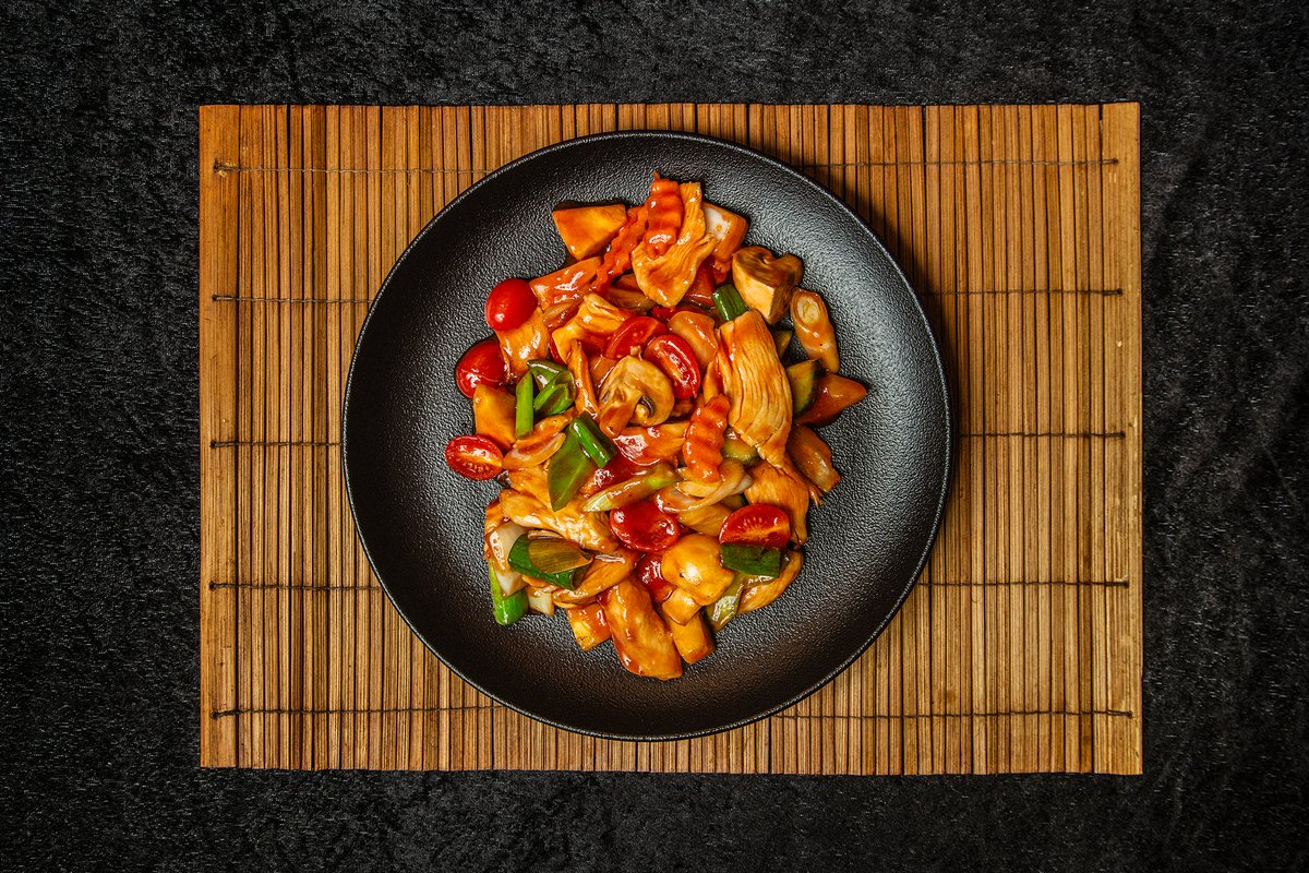 302. Sur-sød sauce med ananas