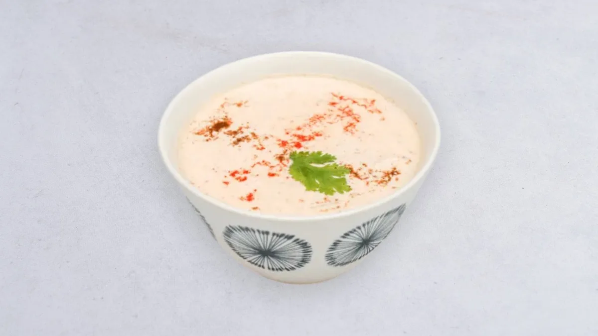 Cucumber raita
