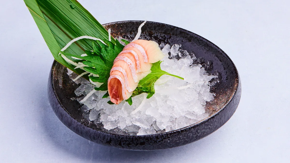 22. Kongefisk Sashimi