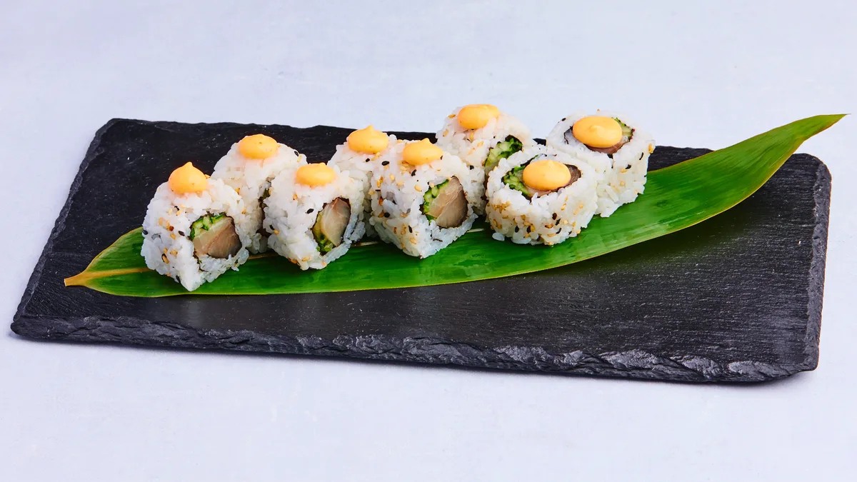 31. Hamachi Maki