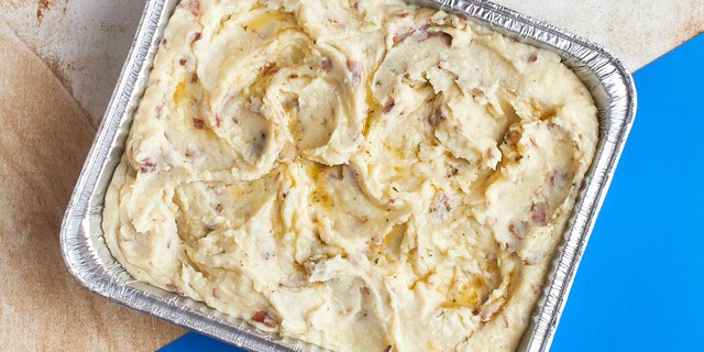 Red Skin Garlic Mashed Potatoes Tray