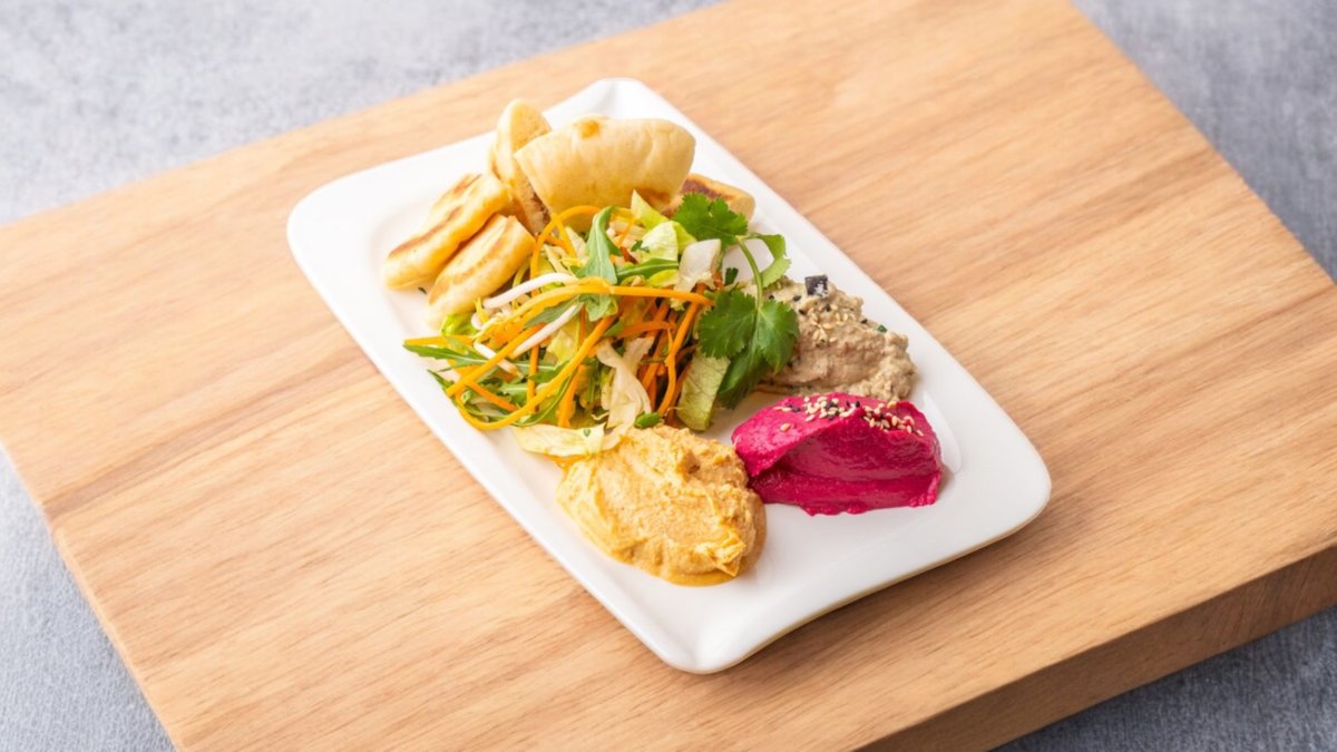 Mezze-tál pitával