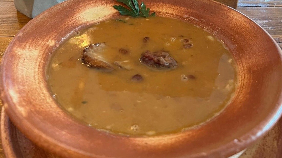 Pasulj sa dimljenim rebrima i slaninom 500gr