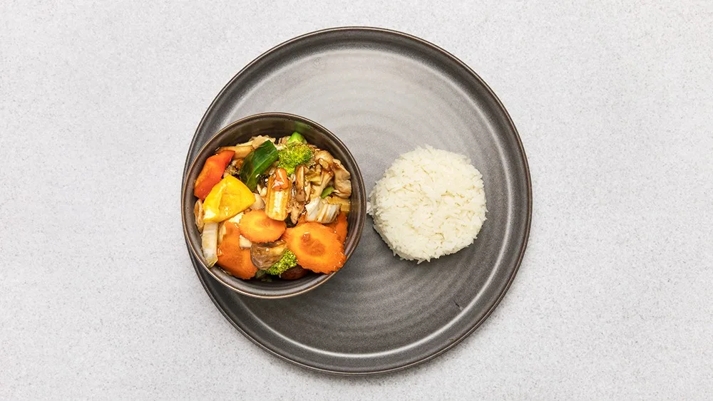 28. Pad Nam Man Hoi