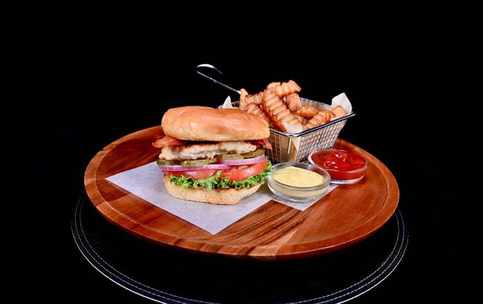 Grilled Chicken Club Combo