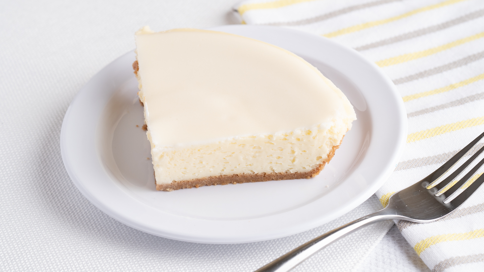 CHEESECAKE PIE PLAIN (SLICE)