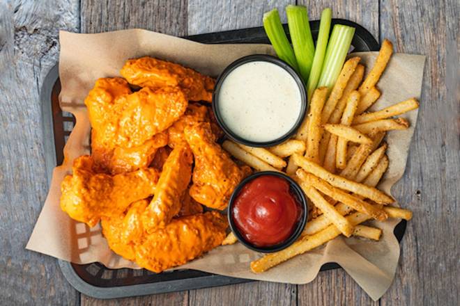 10 Traditional Wings Combo