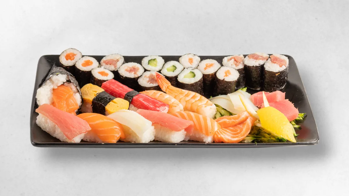 Sushi Sashimi Maki Teller