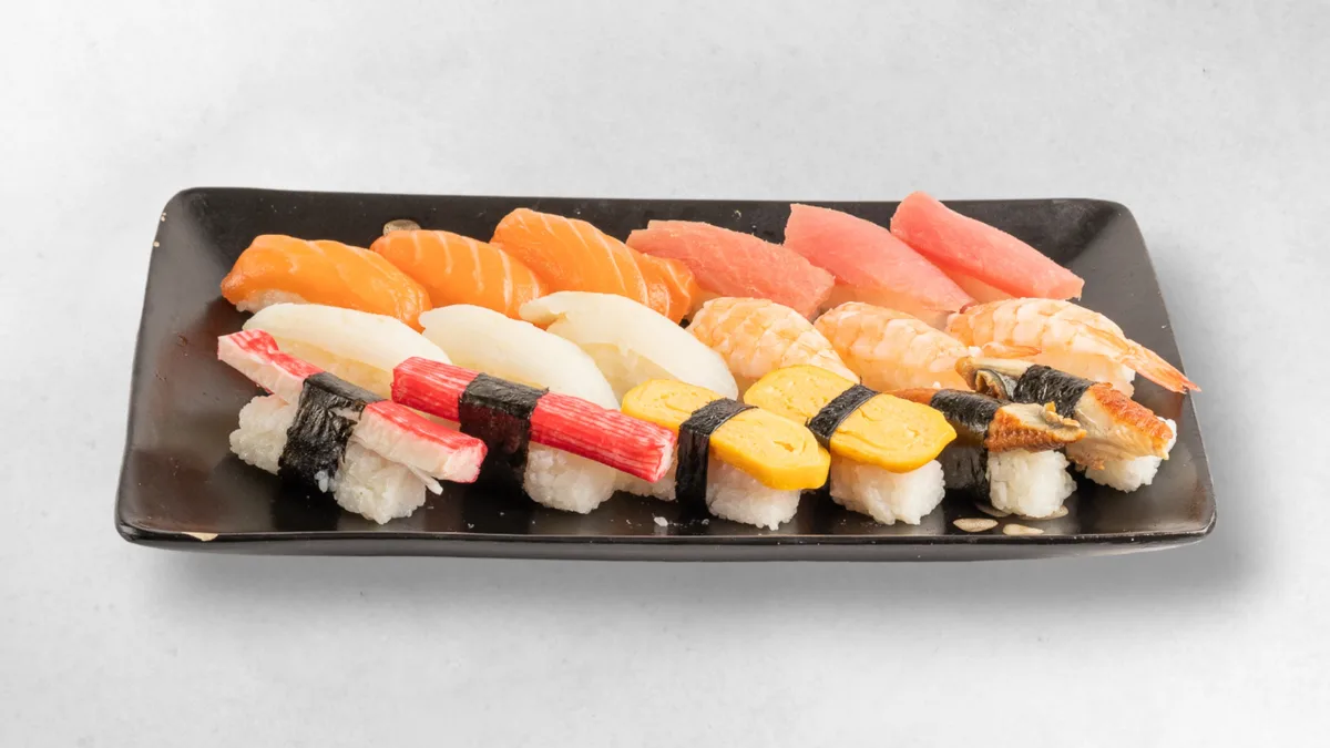 Sushi Teller für Herausforderer (18 Stück)