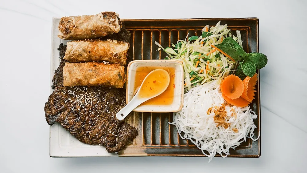 29 Bún Chả Giò