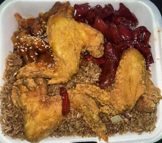 D3. Boneless Spare Ribs (7 pcs),Teriyaki Beef (3 pcs), and Chicken Wings (3 pcs)