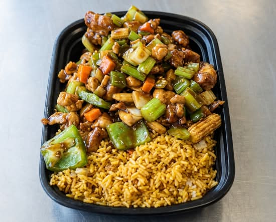 腰果鸡Chicken with Cashew Nuts(Qt)
