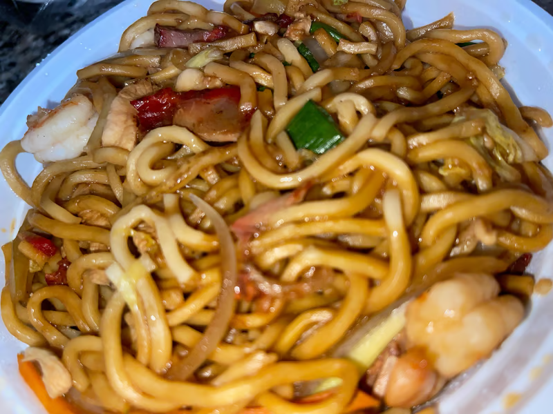 35. House Special Lo Mein
