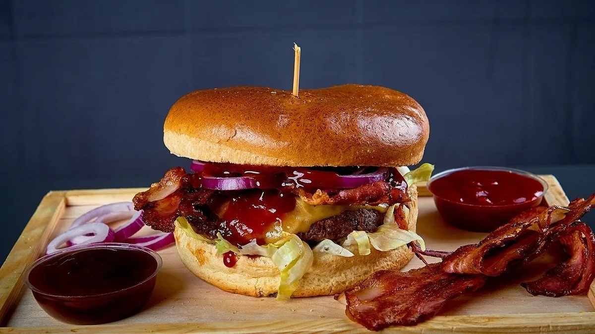 Burger Egg