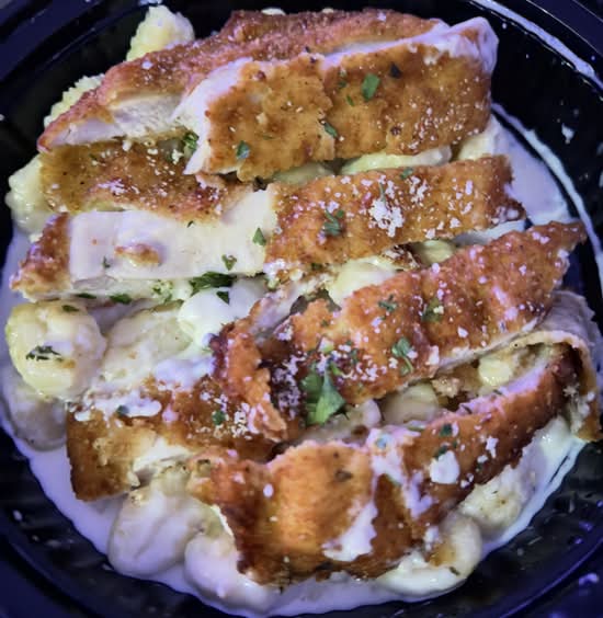 Fettuccine Chicken Alfredo