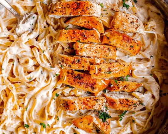 Chicken Fettuccini Alfredo
