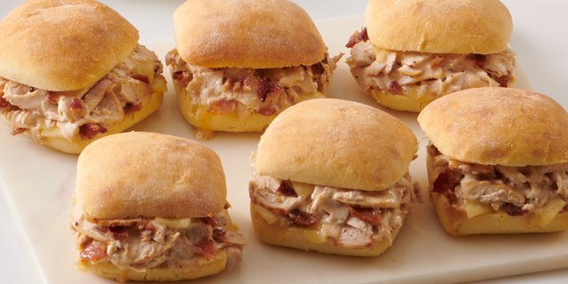 Newk's "Q" Sliders
