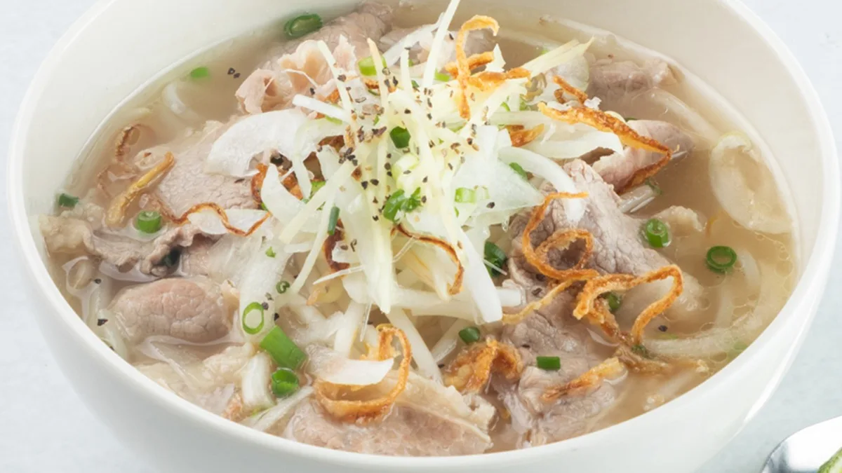 【店舗で受取り】コク旨牛肉のフォー“Pho Bo””