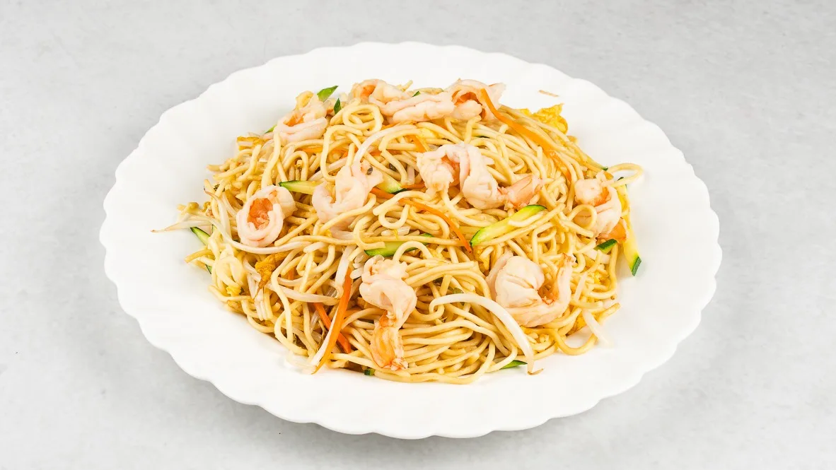 114 Fried spaghetti with shrimps