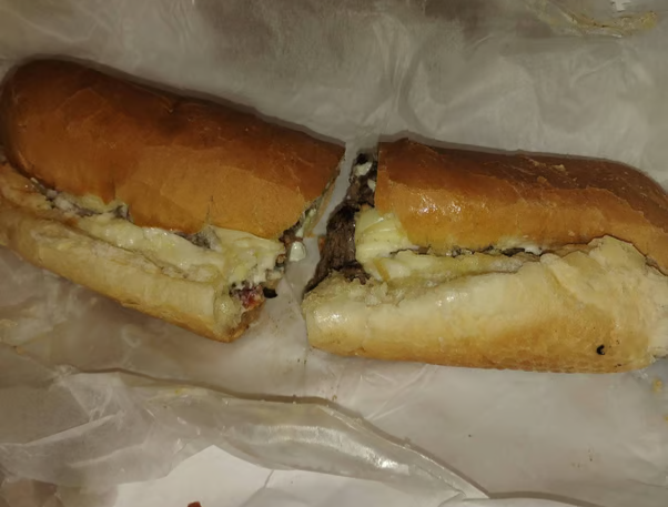Cheeseburger (8")