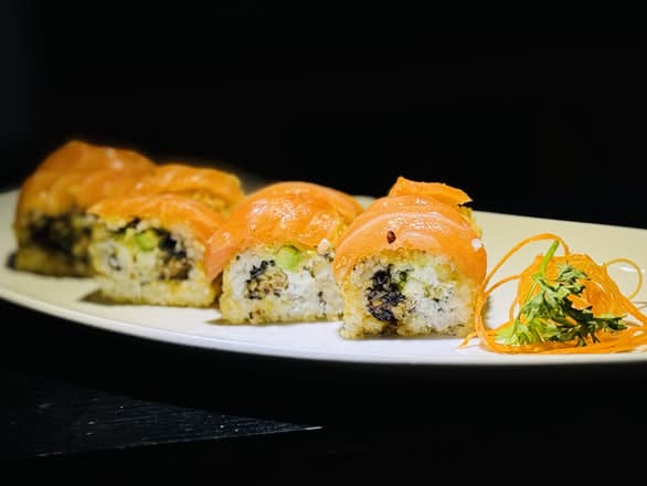 Flor de Mayo Roll