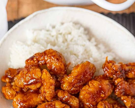 Orange Chicken with White Rice