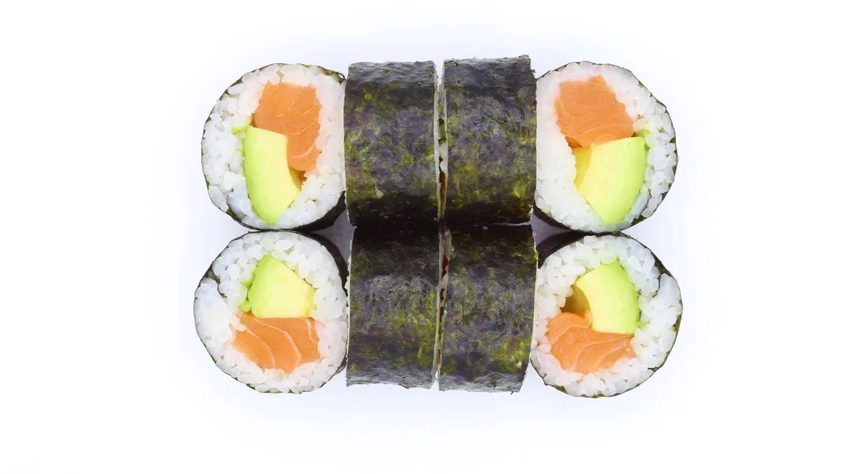 Avokado Salmon roll