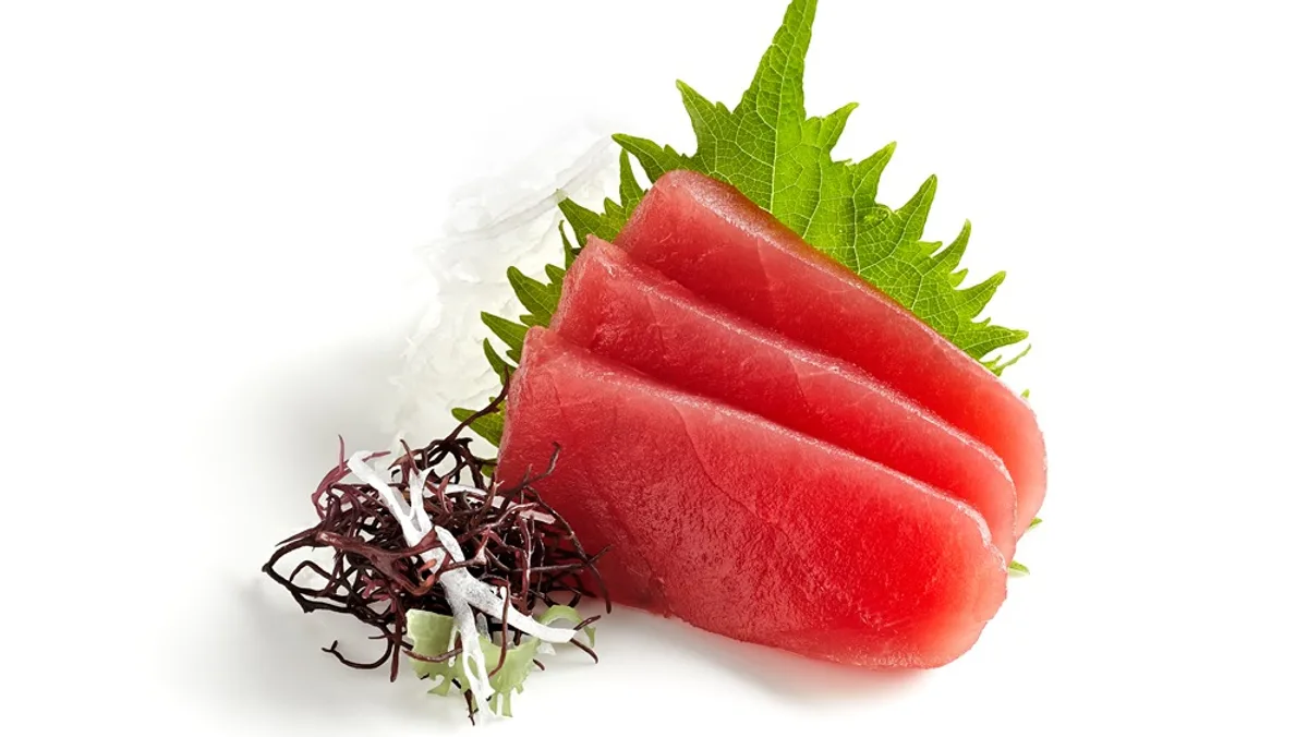 Maguro sashimi