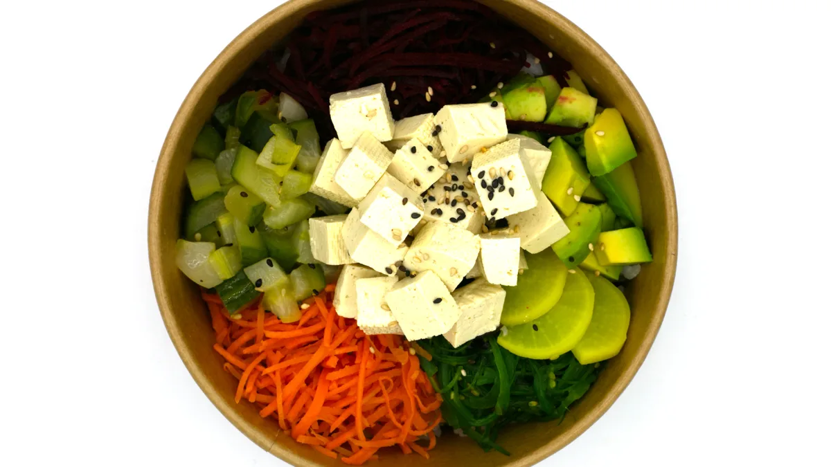Tofu Poke Salát XL