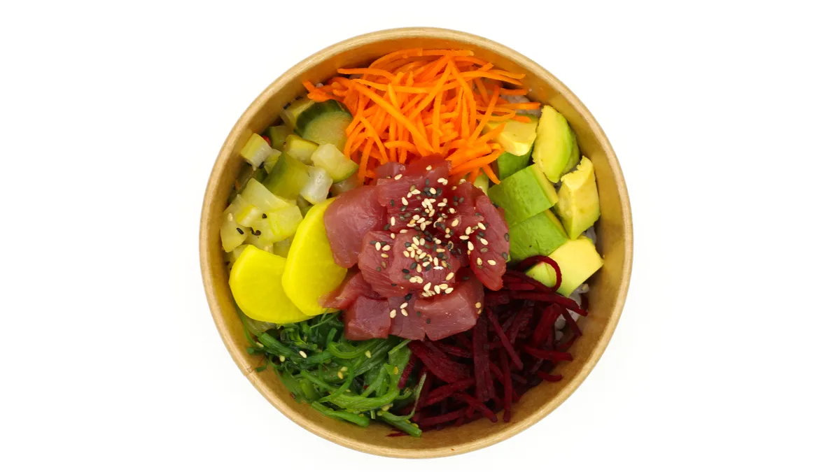 Tuna Poke Salát