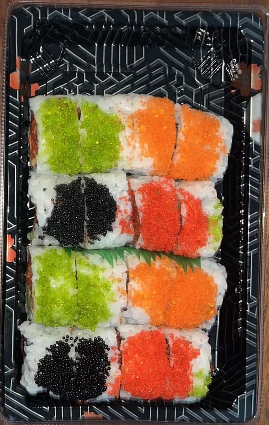 10. Rainbow Tobiko Roll