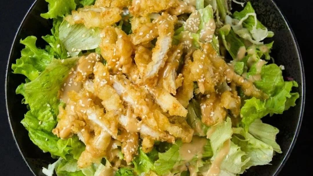 Toyuq Salatı