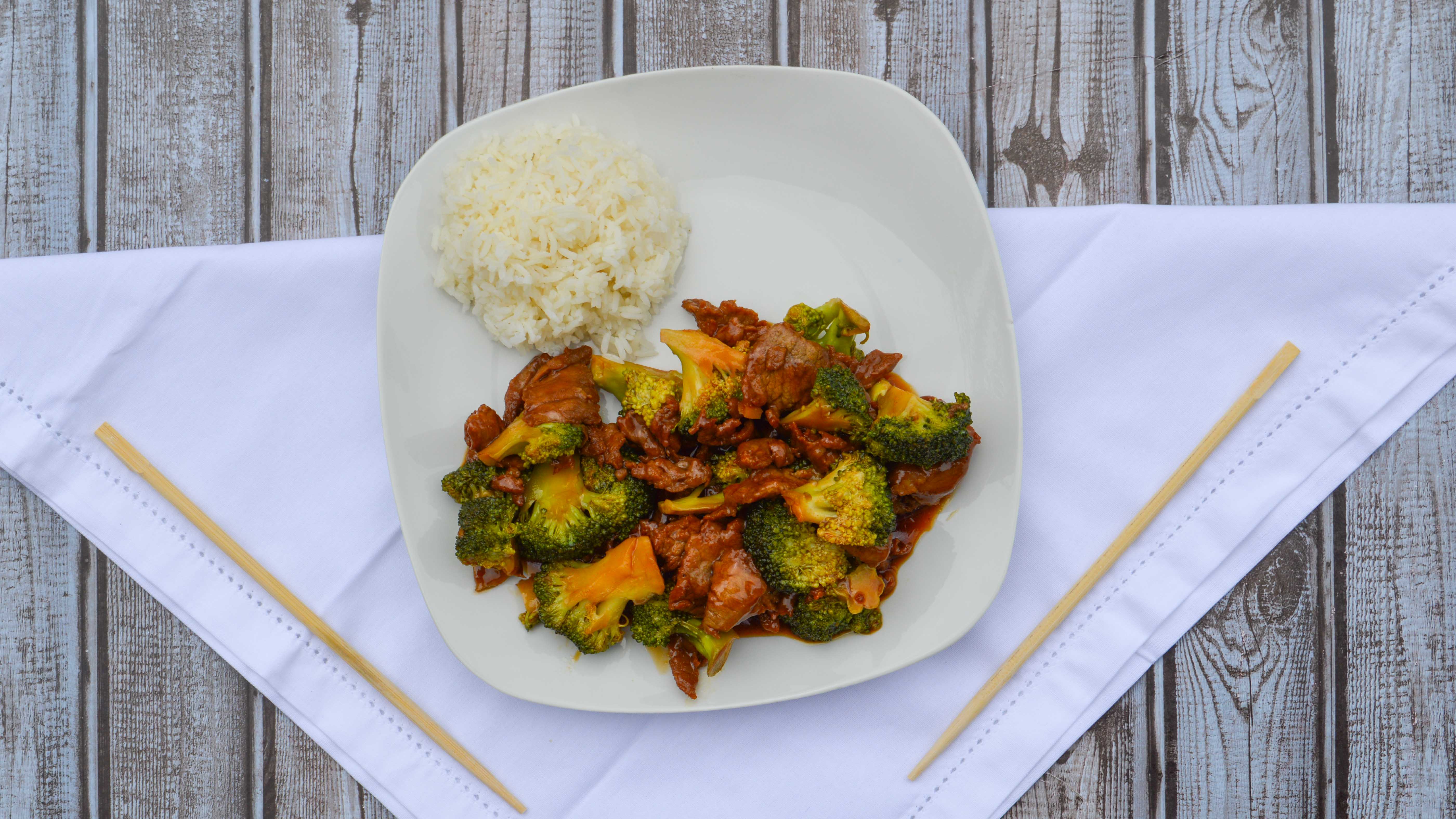L20. Beef with Broccoli