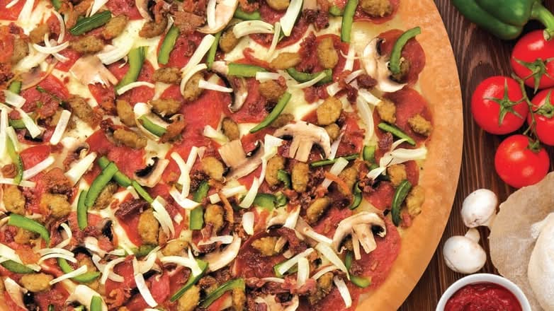 Individual (7") The Works Pizza