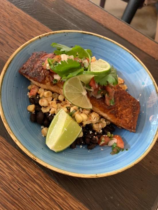 GRILLED SALMON ESQUITES