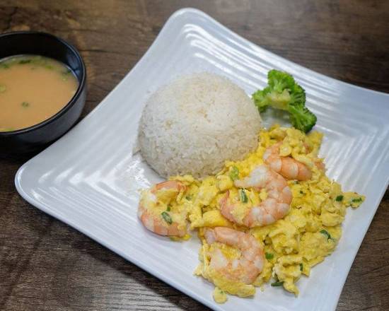 Scrambled Egg with Shrimp Platter