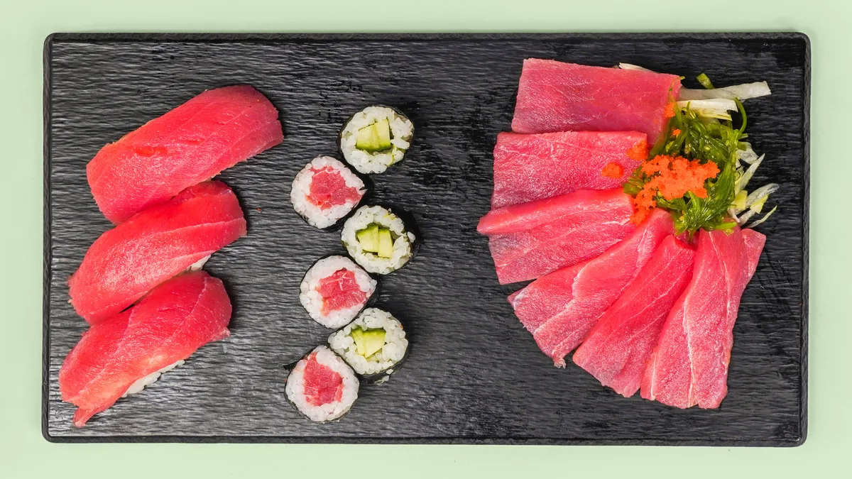 Tuna Sashimi Nigiri Set