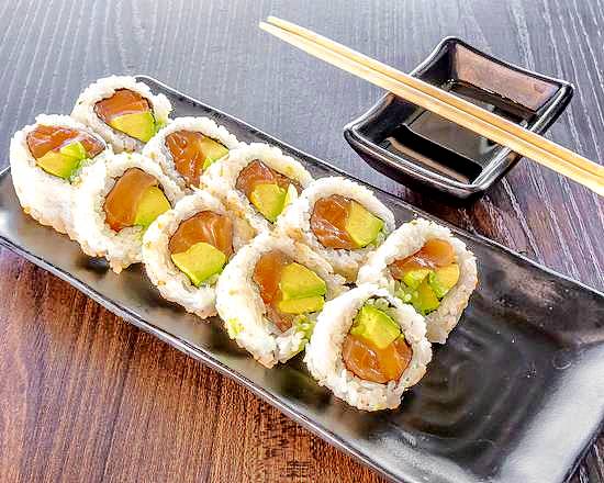 Salmon Roll*